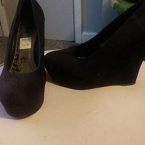 Black wedges 3inches